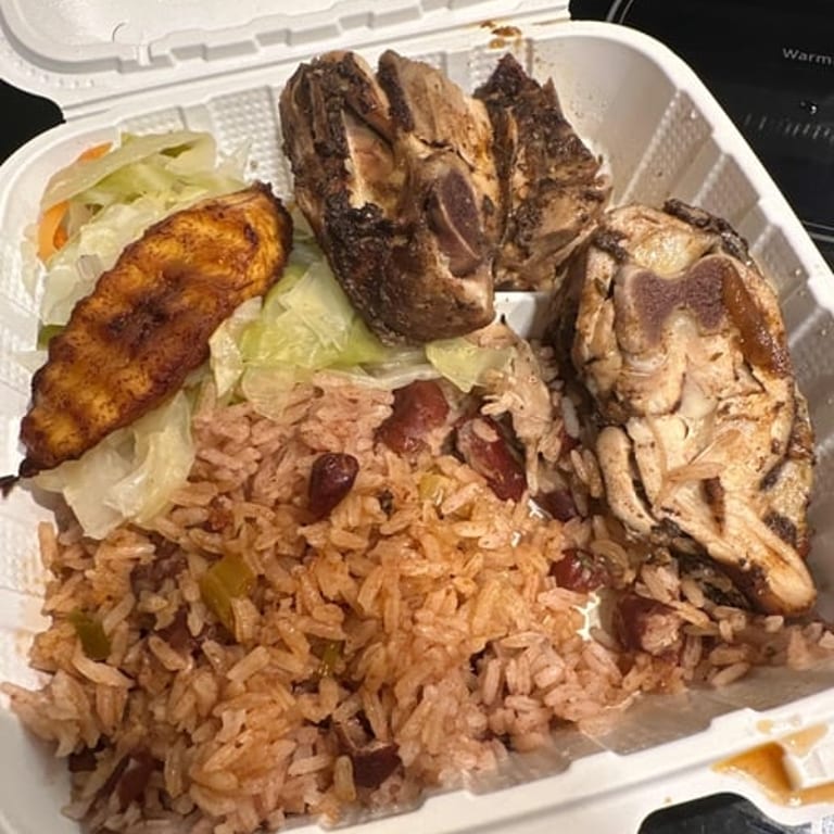 Spicy Jerk Chicken Delights: Caribbean Flavors